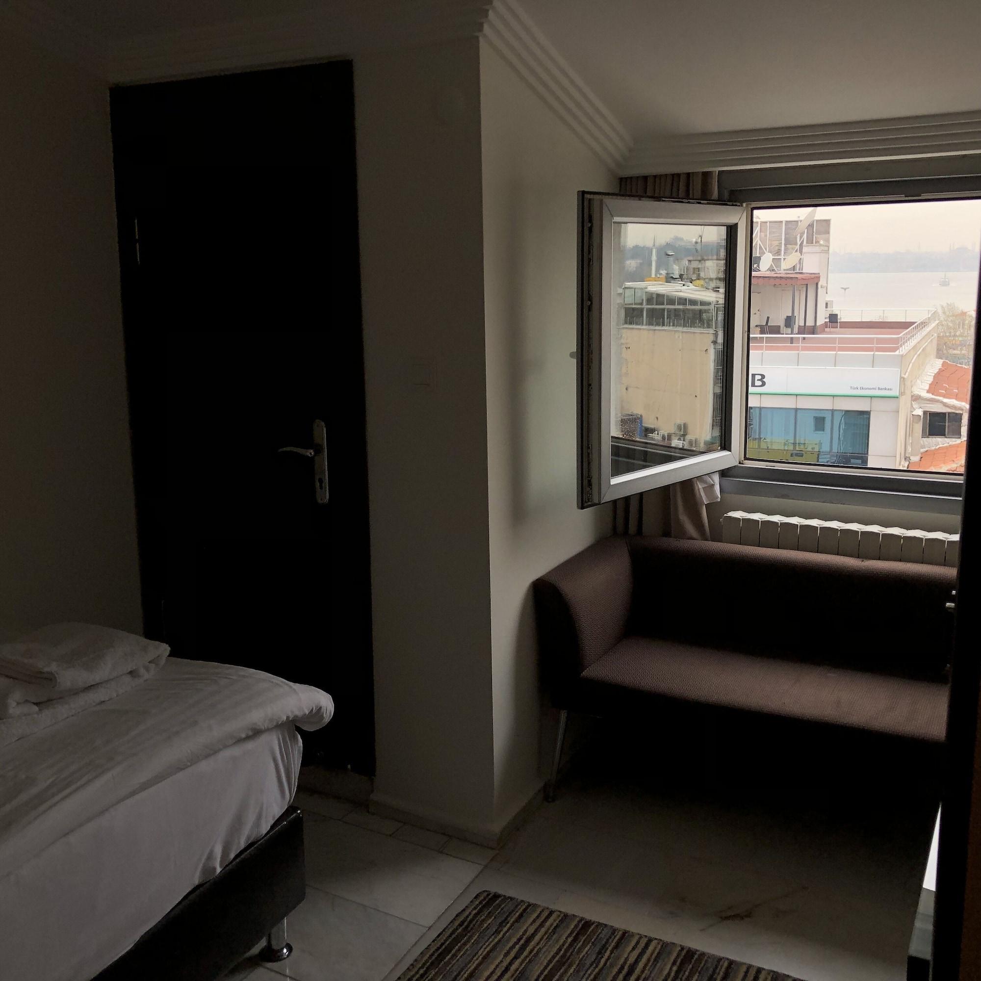 Mykent Hotel Istanbul Bagian luar foto