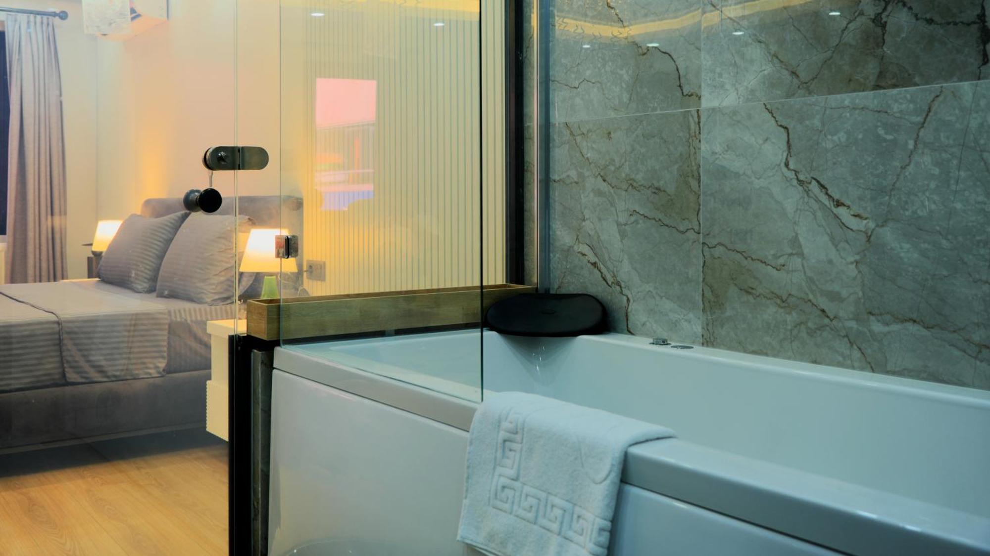 Mykent Hotel Istanbul Bagian luar foto