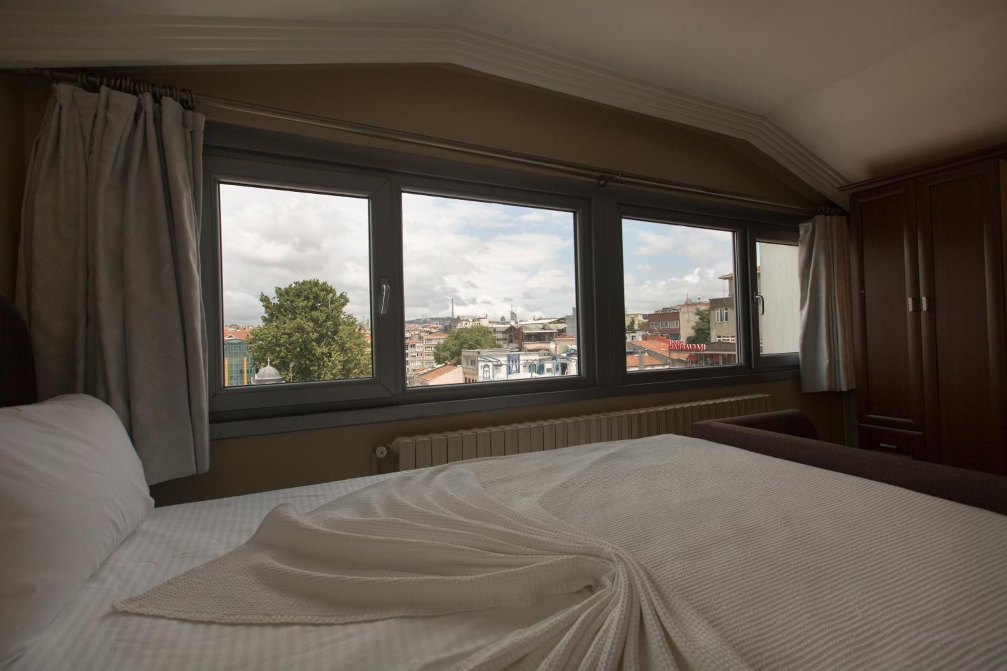 Mykent Hotel Istanbul Bagian luar foto