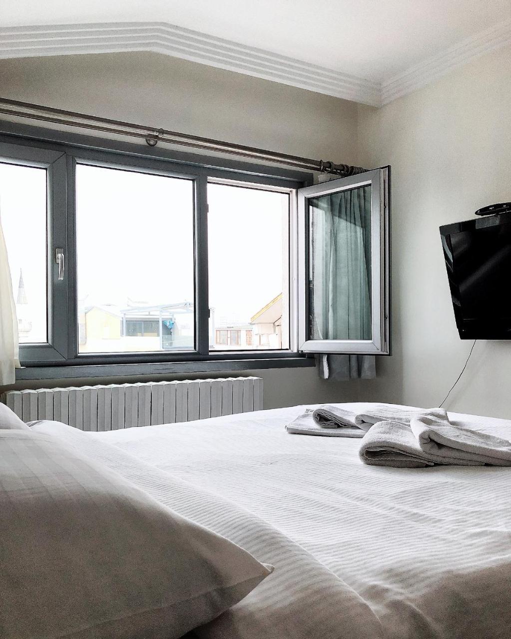 Mykent Hotel Istanbul Bagian luar foto